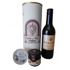 Botella de vino tinto Mayor de Castilla con crema de queso de cabra y mermelada en lata personalizada